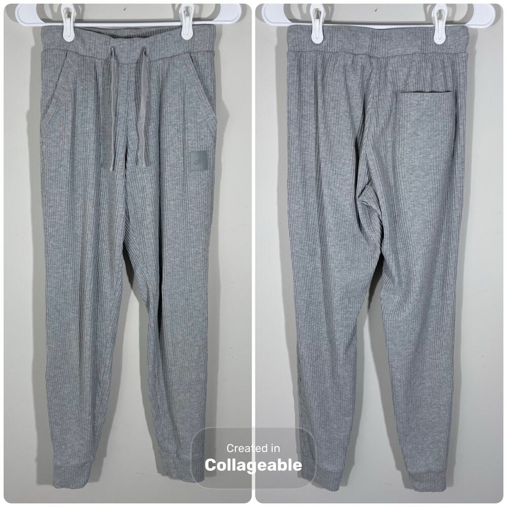 ALO Yoga Muse Sweatpants Womens Size XS Light Gray Ribbed Jogger